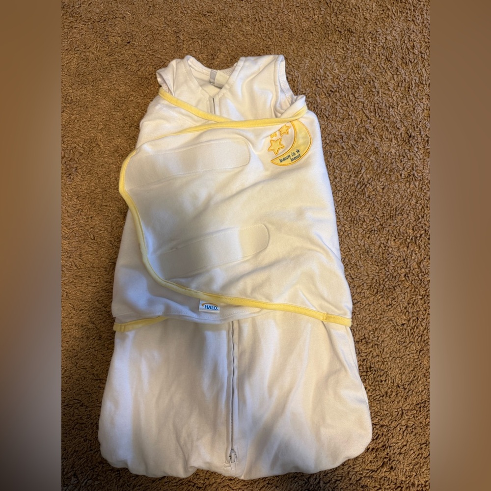 Halo White and Yellow Sleep Sack